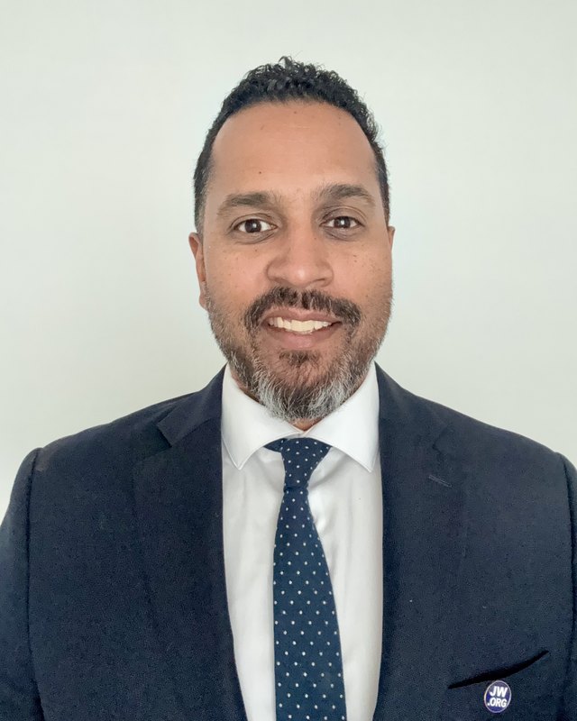 Harin Wickremasinghe, founder of Nirahlee Inc